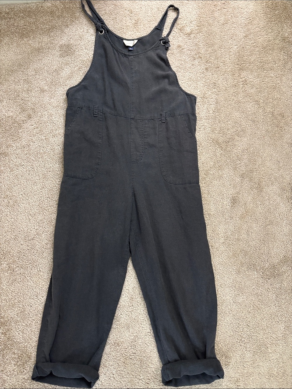 Women’s Charcoal Linen-Blend Relaxed Jumpsuit Size XS